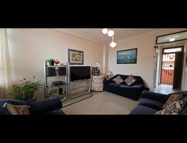 1.5 BEDROOM APARTMENT FOR SALE IN OVERPORT